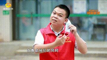 DƬ